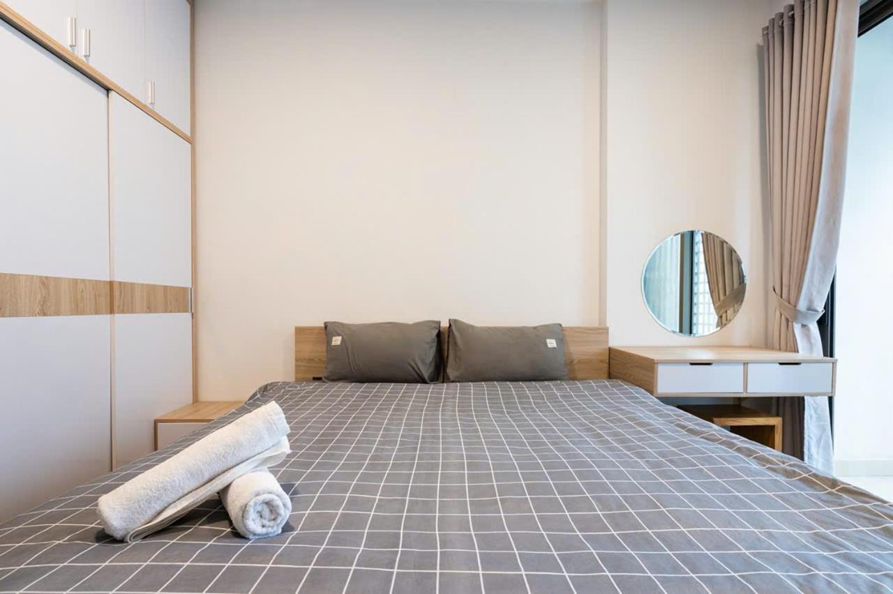Henry - Rivergate Infinity Pool Appartement *